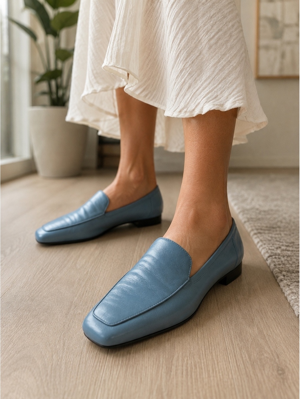 ENZO ANGIOLINI Square Toe Soft Blue Leather Sliding Loafers 8M
